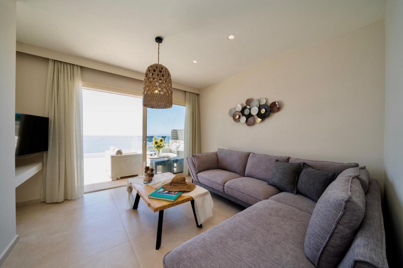 Tsimaras Villa *